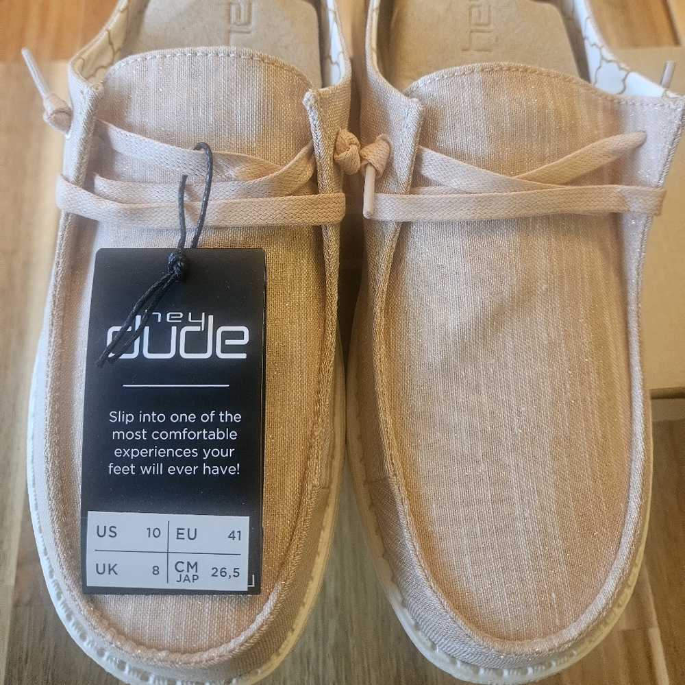 NWT Hey Dude Wendy Sparkling Rose Gold Women's Shoes